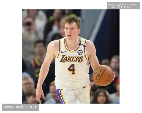 湖人两争议点终于齐爆！拉拉维亚打成顶级3D，克内克特自信回归！